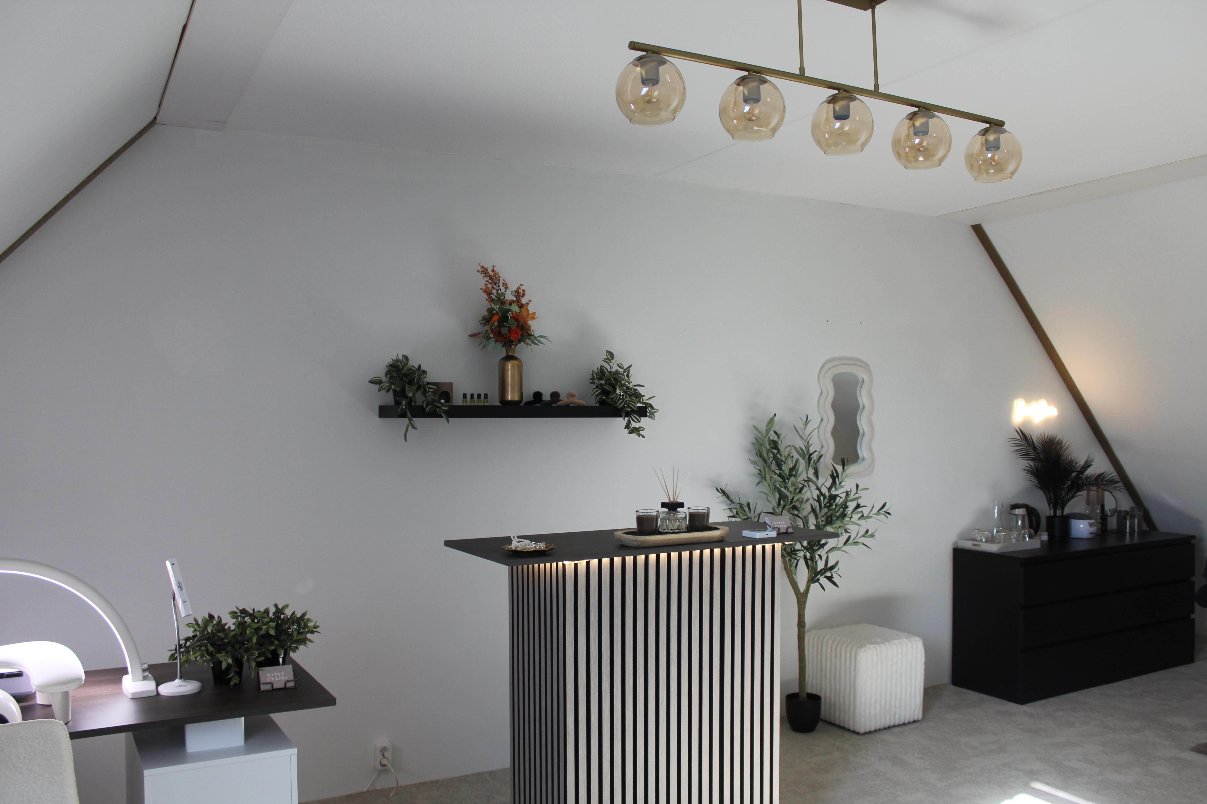 Nailtique Salon